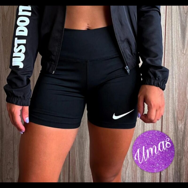 Calza Corta Negra Nike