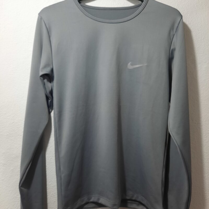 Camiseta Térmica Gris